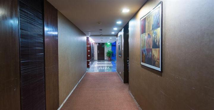 Ramada Powai Hotel & Convention Centre Mumbai Exterior photo