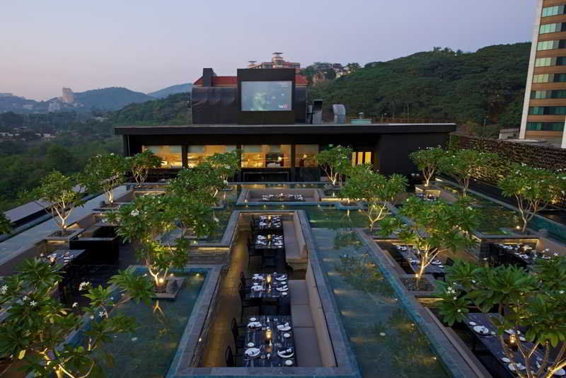 Ramada Powai Hotel & Convention Centre Mumbai Exterior photo